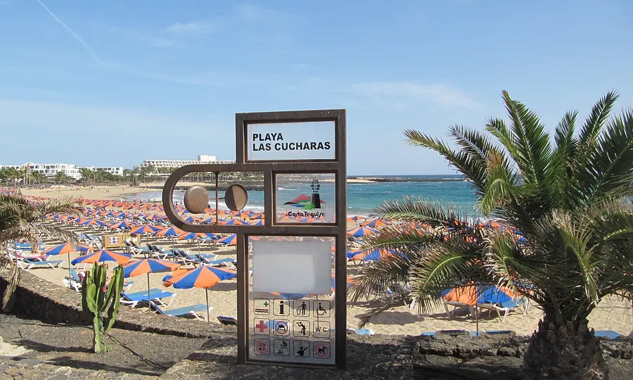 Playa de Las Cucharas at Costa Teguise, Lanzarote
